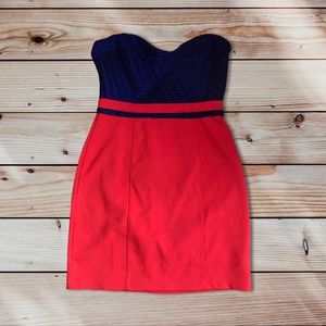 Silence + Noise | Retro Edgy Strapless Dress Med